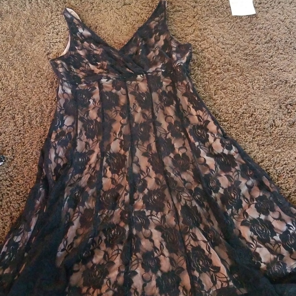 Black lace dress